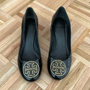 Patent leather size 7 chunky kitten heel